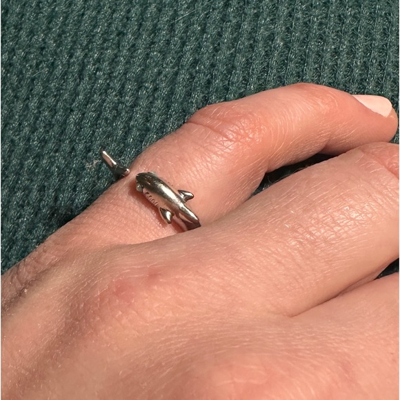 Pura Vida Dolphin Ring - Picture 7 of 8